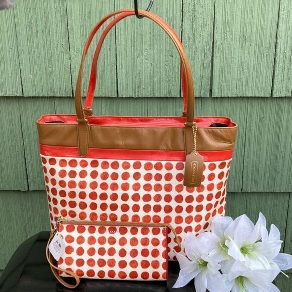 Coach Vintage Retro Tote & Wallet Wristlet 2-Piece Set - Picture 1 of 14